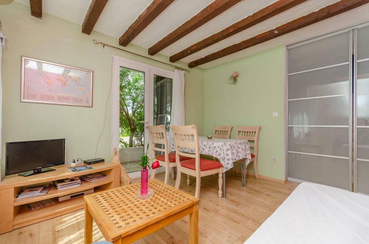 Apartment Dory Trogir Exterior foto